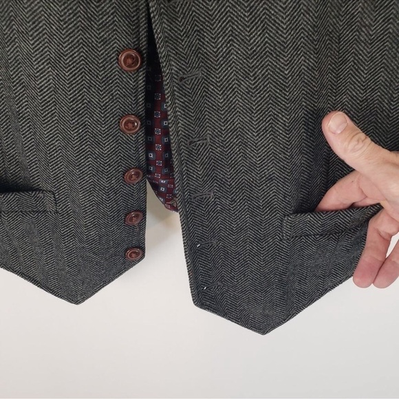 TOMMY HILFIGER HERRINGBONE NOTCHED WOOL BLEND VEST SIZE SMALL - Picture 9 of 16